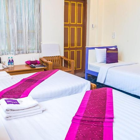 Cinderella Hotel Mawlamyine Bagian luar foto