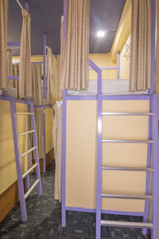 Cinderella Hotel Mawlamyine Bagian luar foto