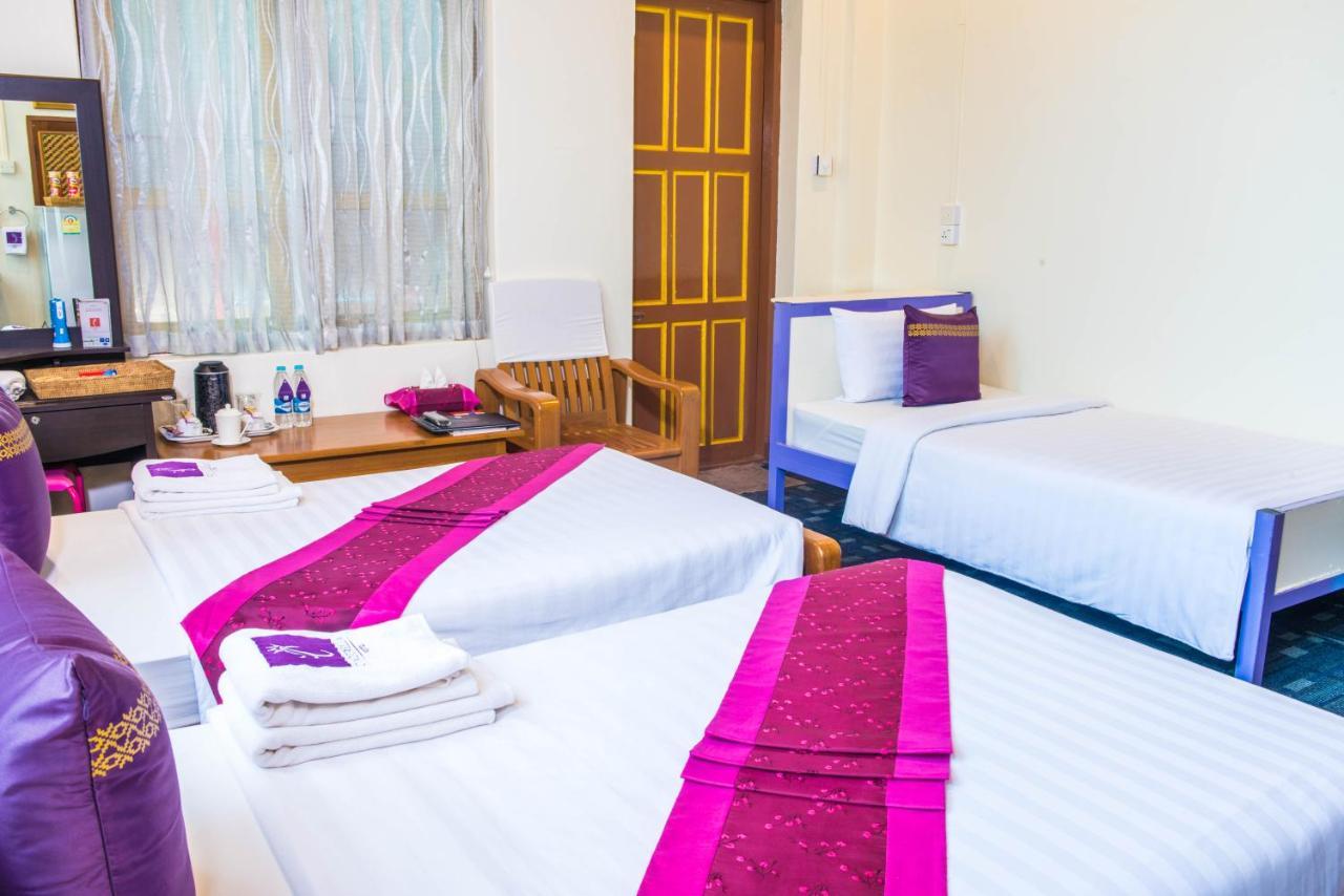 Cinderella Hotel Mawlamyine Bagian luar foto